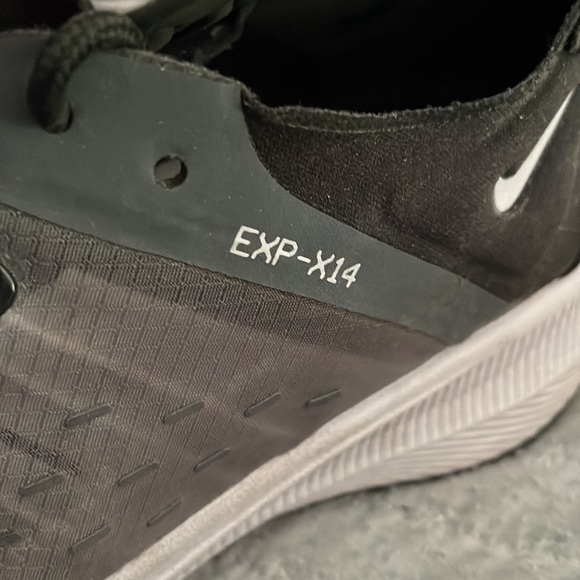 Women’s Nike Exp-X14 size 9 - Picture 3 of 6